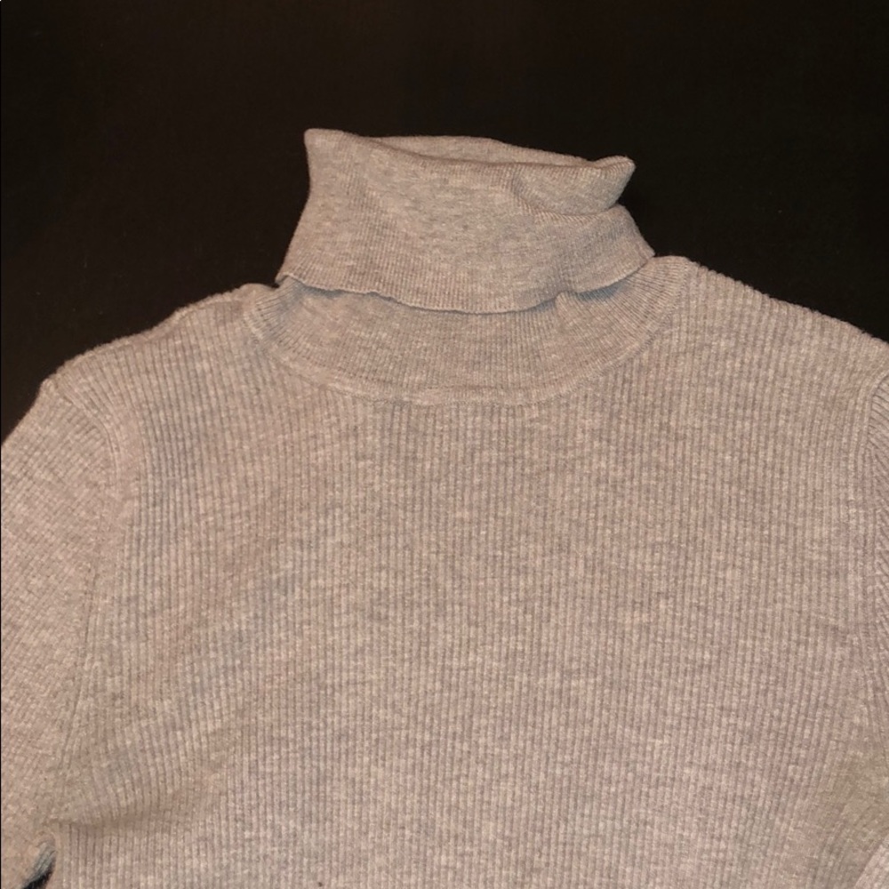 Sweater - Picture 3 of 4